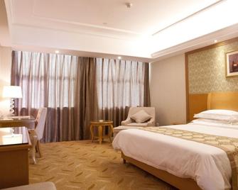 Vienna Hotel Banxuegang Road - Shenzhen - Bedroom