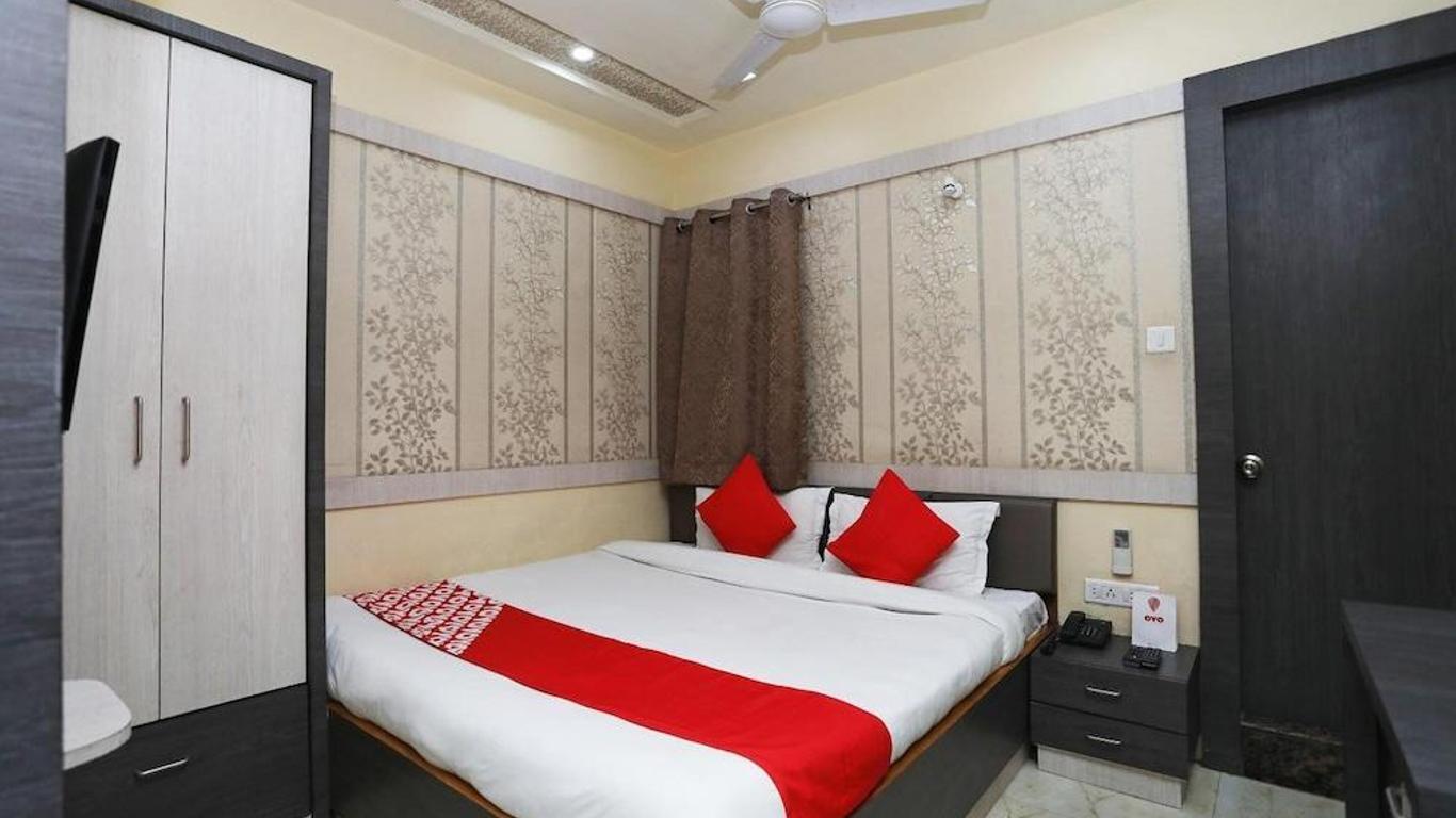 Hotel Rahil Palace