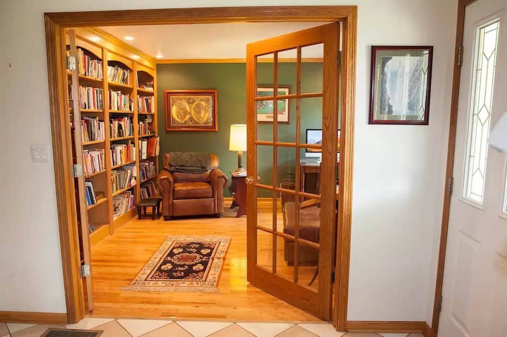 Other view of Innisfree Farms Estate House near Oglebay Park