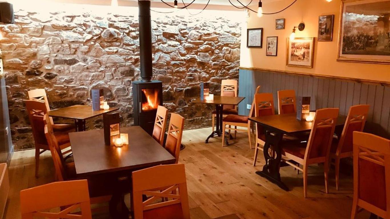 The Crees Inn