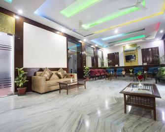 Airport Hotel Olive & Blue - New Delhi - Lobby