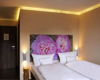 Self Checkin Hotel Heckenrose Lorin - Ringsheim - Ložnice