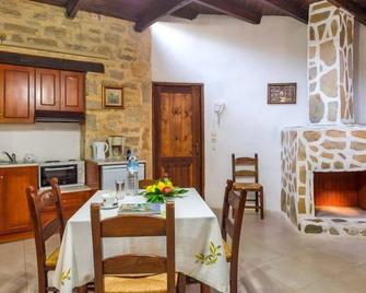 Stone Village - Bali - Essbereich