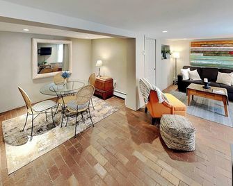 Casa en Canyon | Fantastic Walkable Location - Santa Fe - Comedor