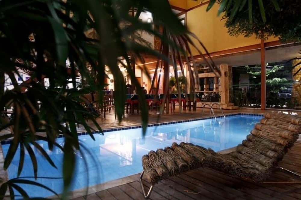 Pousada Ilha Brazil - איליאבלה - בריכה