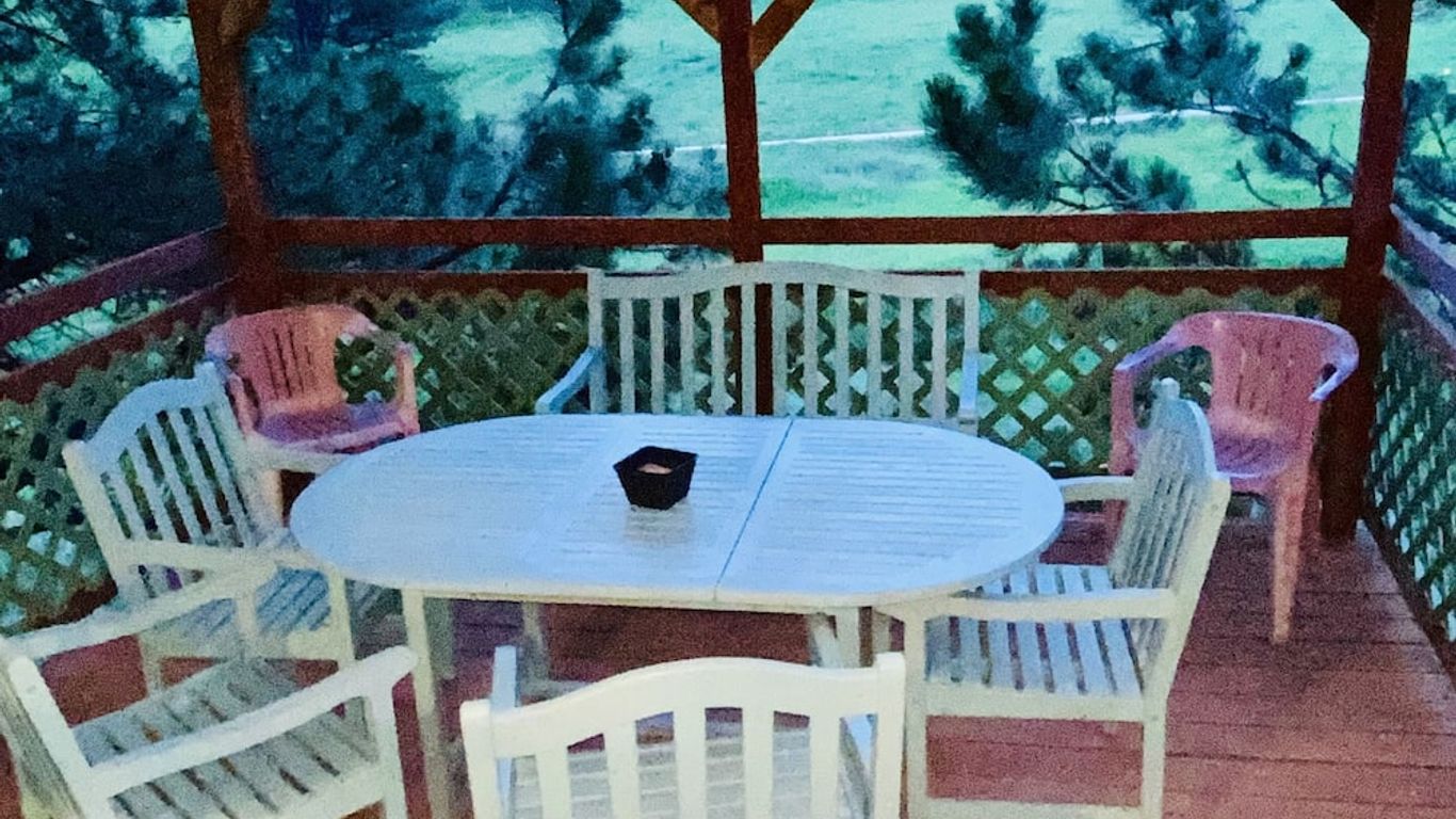 Black Hills Cabins at Quail's Crossing