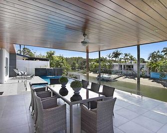 Buena Vista - Broadbeach Waters - Patio