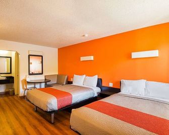 Economy Hotel Kansas City - Blue Springs - Schlafzimmer