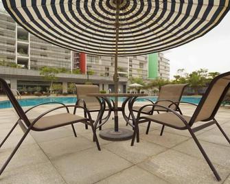 Guangzhou Xiangxue International Apartment - Cantón - Piscina