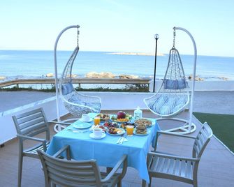 Klinakis Beach Hotel - Chania - Balcony