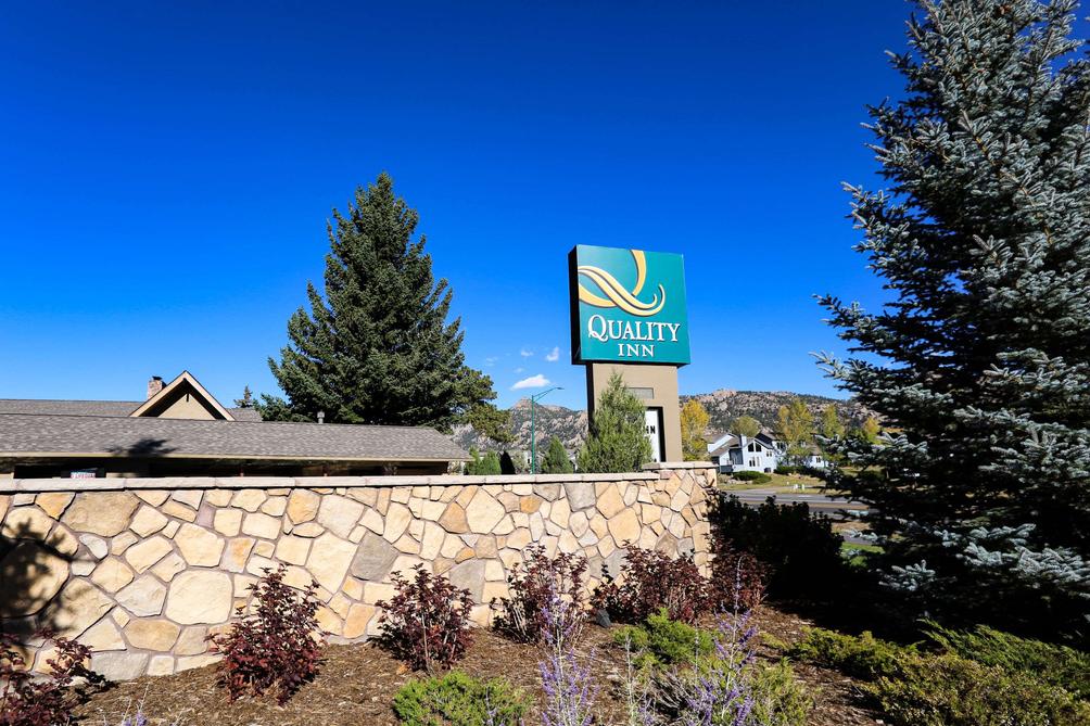 Quality Inn Near Rocky Mountain National Park 106 1 3 6 Estes Park Hotel Deals Reviews Kayak