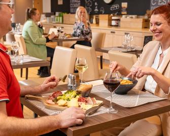 Hôtel ibis Lyon Est Chaponnay - Chaponnay - Restaurant