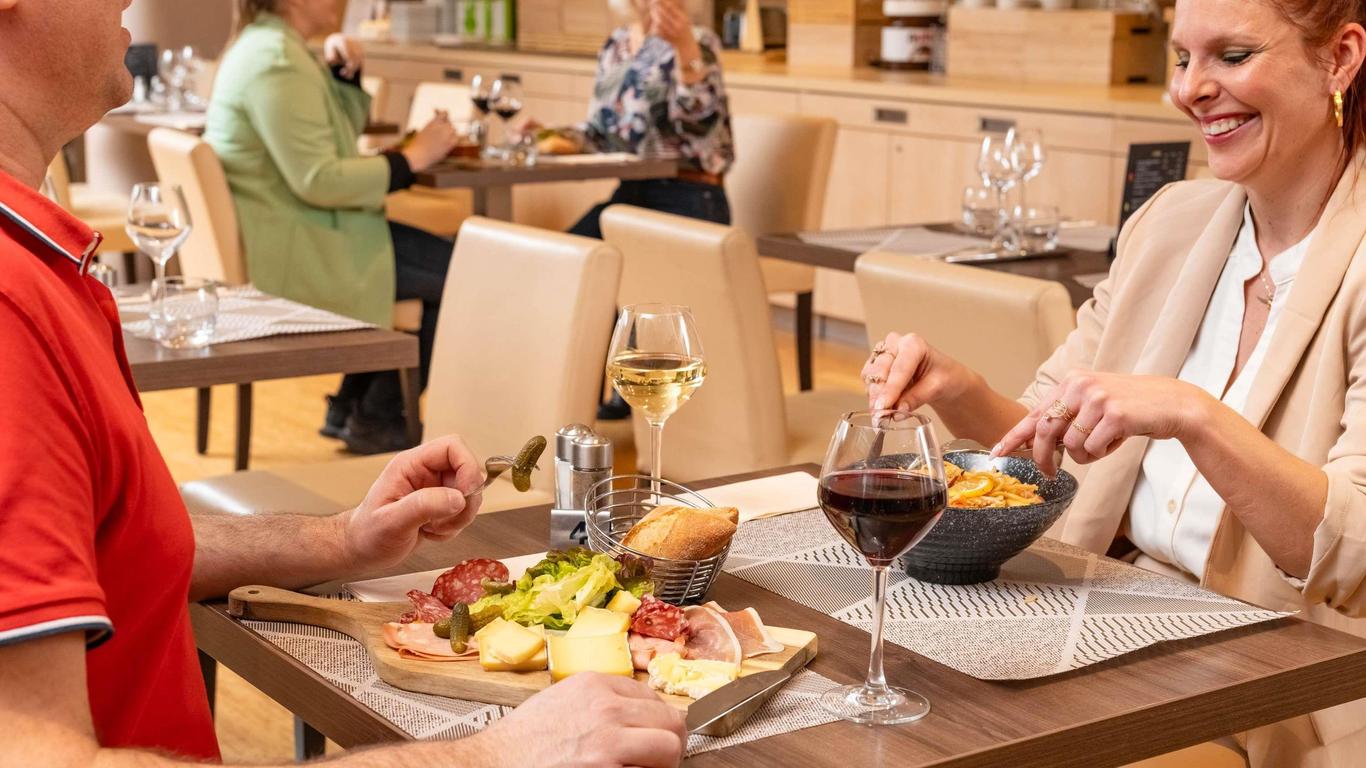 Hôtel ibis Lyon Est Chaponnay