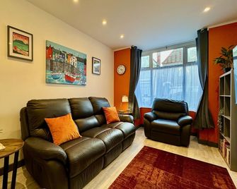 Crowhill House - Cleethorpes - Huiskamer