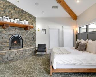 Balsam Lake Lodge - Balsam Lake - Bedroom