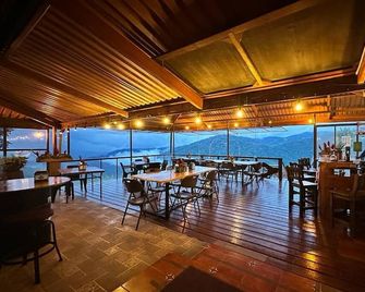 Pacuare Mountain Lodge - La Suiza - Restaurant