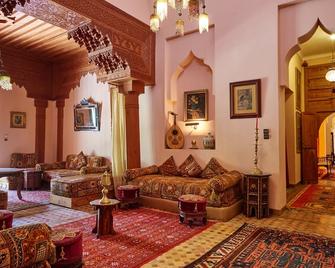 Dar Ayniwen Garden Hotel & Bird Zoo - Marrakech - Phòng khách
