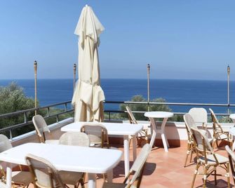 Hotel Baia - Palinuro - Parveke