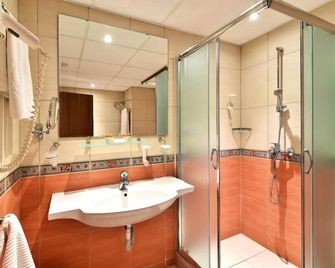 Estreya Residence Hotel - Saints Constantine and Helena