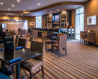 Holiday Inn Ontario Airport By IHG - Ontario - Restaurang
