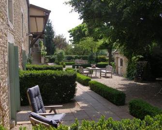 La Dominotte - Chagny - Patio