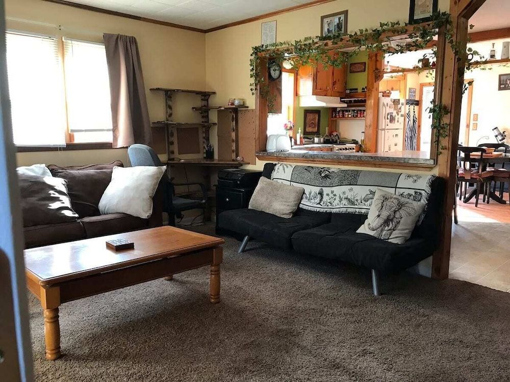 Top of the Fingerlakes, relaxing retreat. - وترلو (نيويورك) - غرفة معيشة