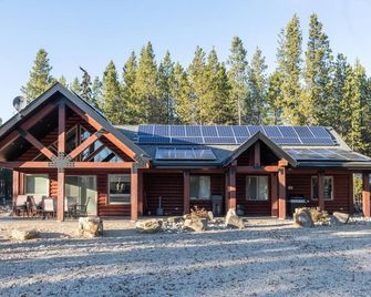 Eagle Nest - Valemount - Gebouw