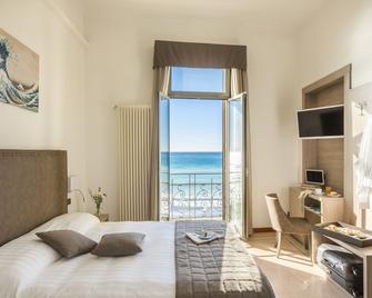 Hotel Parigi & Spa - Bordighera - Ložnice