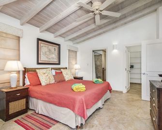 Xmas now available. 403 Terraces, St Lawrence Gap, just steps from Dover Beach - Oistins - Yatak Odası