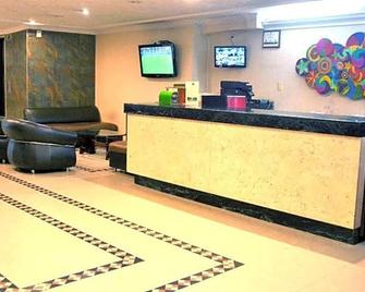 Hotel Virrey Central - Bogotá - Front desk