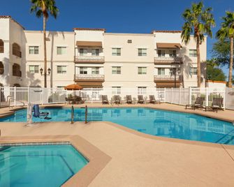Hyatt Place Phoenix Chandler Fashion Center - Чандлер - Басейн