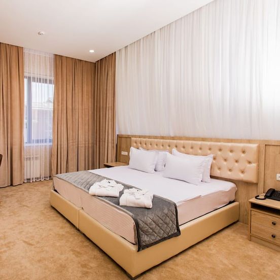 Gabrielle International Hotel image 1