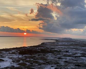 \'InExcess\' 5 Star Reviews & Views Portofino 19th Story Luxury Resort Condo - Pensacola Beach - Platja