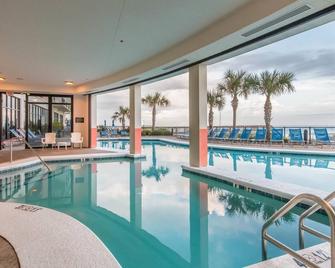 奧蘭治比奇恒庭套房酒店 - 歐宏吉海灘 - 橘子海灘 - 游泳池