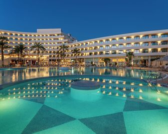 Mediterranean Palace - פלאייה דה לאס אמריקאס - בריכה