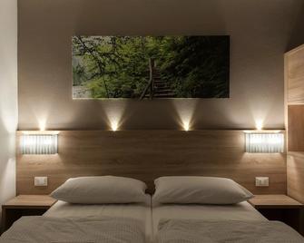 Residence Pradalago - Mezzana - Bedroom