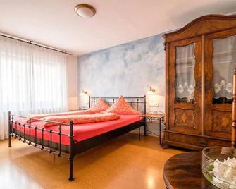 Arndt Hotel Garni - Rust - Phòng ngủ