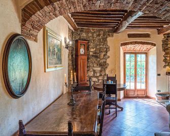 Castello di Tornano - Siena