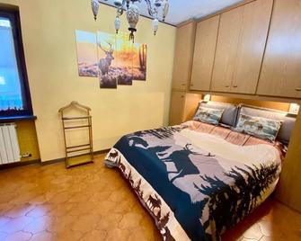 deer house - Sauze d'Oulx - Bedroom