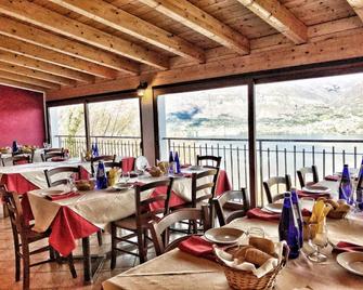 Agriturismo Madonna Dei Ceppi - Lezzeno - Restaurant