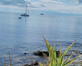 Apartment 1, located 200 meters from the sea in character house. - Vrsar - Strand