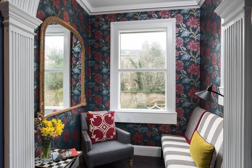 The Kennard - באת' - סלון