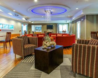 SpringHill Suites by Marriott Savannah Midtown - Savannah - Area lounge
