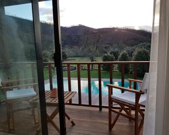 Casa de Baixo - Nature Hotel - Oliveira do Hospital - Балкон