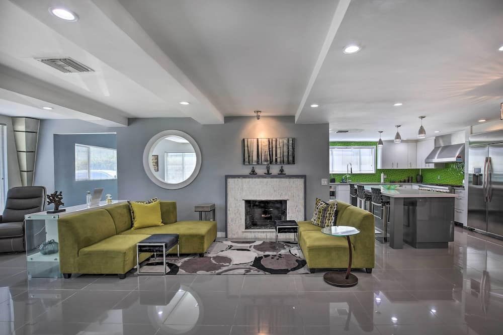 Palm Springs Home: Casita + Fire Pit! - Palm Springs - Salon