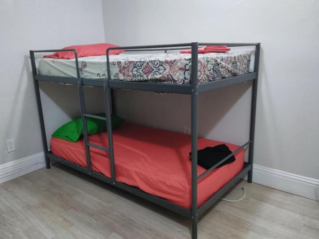 Miami Cheapest Place - מיאמי - חדר שינה