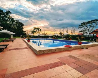 Muthu Lake Naivasha Country Club, Naivasha - Naivasha - Pool