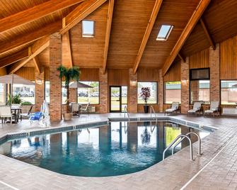 Best Western Jacksonville Inn - Джексонвілл - Басейн