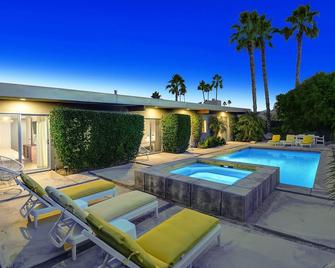 Sol House - Midcentury, Pool & Spa, Views! - Palm Springs - Piscina