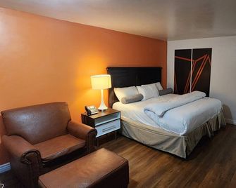 B&j Hotel And Apartments - Pecos - Camera da letto